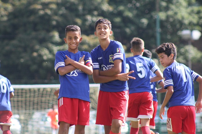 Foto_1_-_Celebración_Sub_13_vs_MSC.jpg