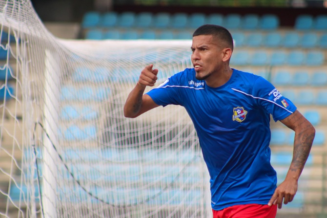 Foto_2_-_Joel_Infante.jpg