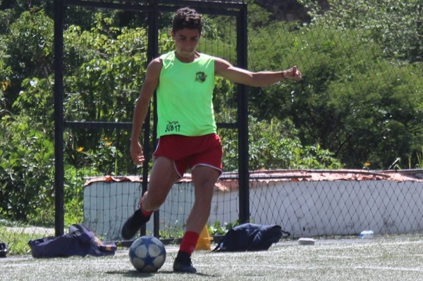 Foto_2_-_José_Quintero_Sub_17-2.jpg