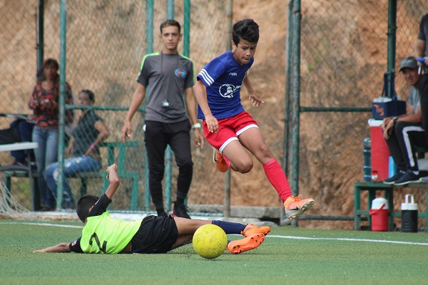 Joshua-Picon-VS-GVM-J13-Sub13-.jpg