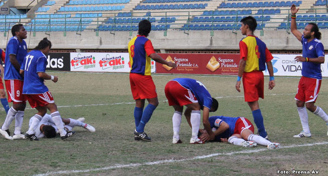 2012 juego 04