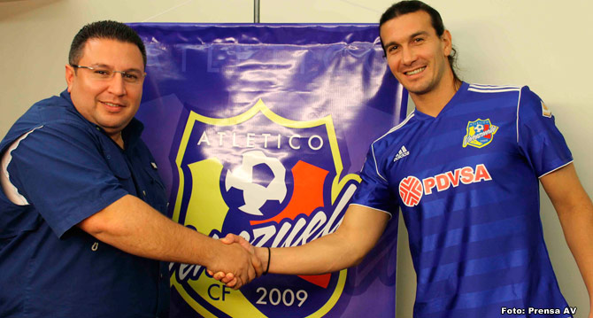 2012 juego 047