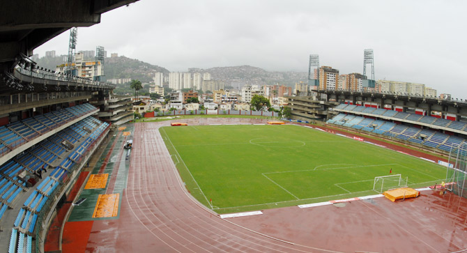 estadio brigidoiriarte 01